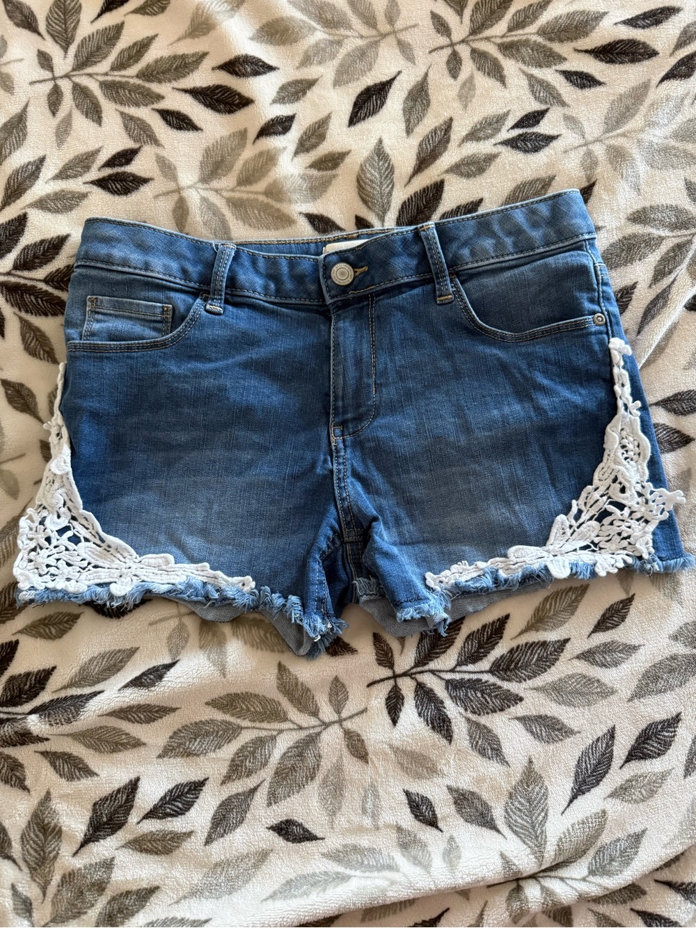 Denim Crochet Trim Blue Shorts